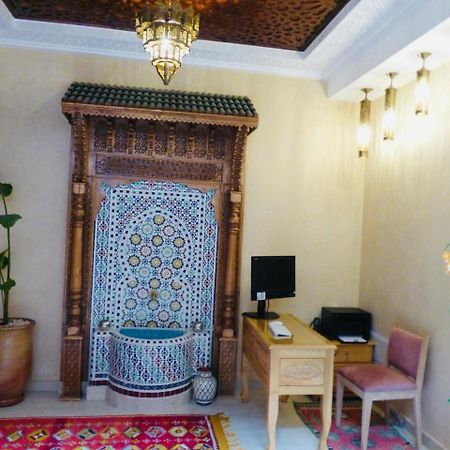ホテル Click Riad & Spa マラケシュ エクステリア 写真